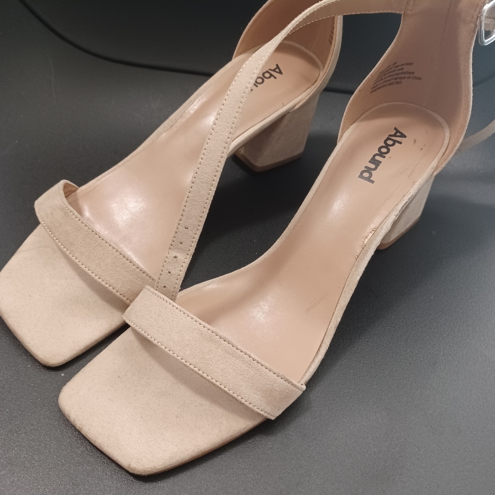 Abound heels